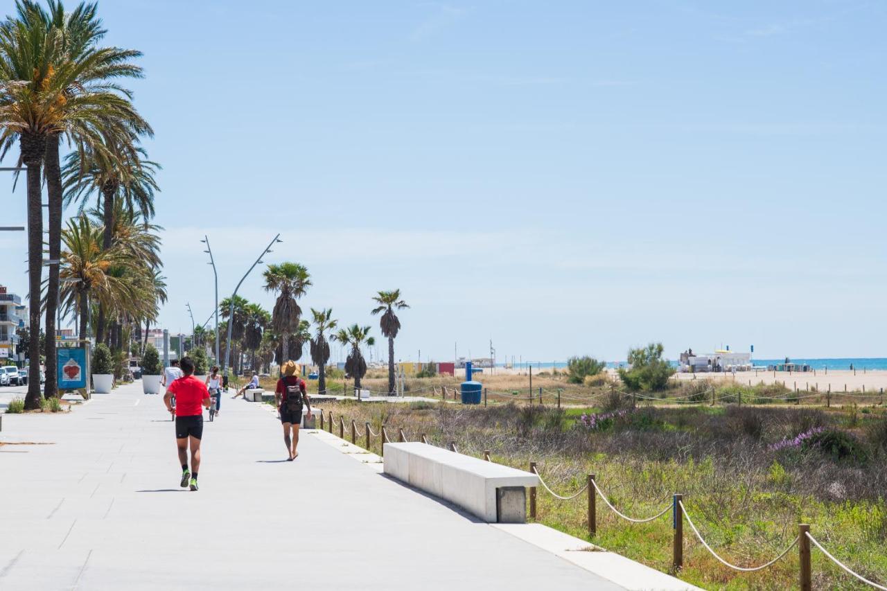Maka beach apartment v Castelldefels Bagian luar foto