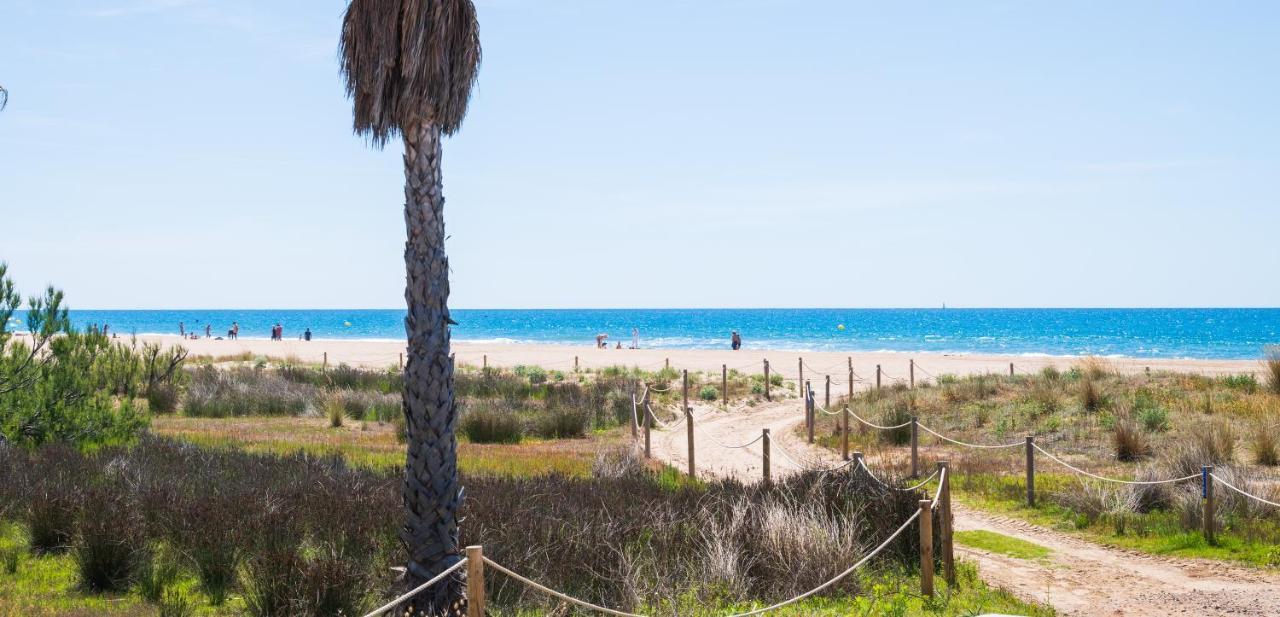 Maka beach apartment v Castelldefels Bagian luar foto