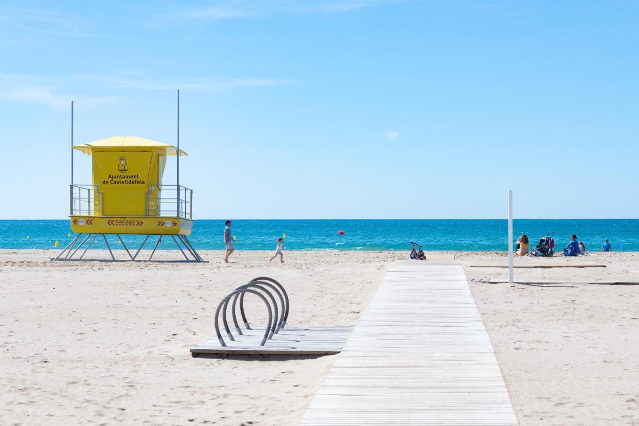 Maka beach apartment v Castelldefels Bagian luar foto